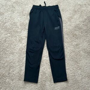 Nike boys size medium pants